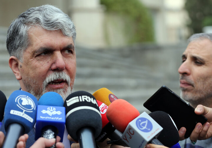 امیدوارم درباره رفع ممنوعالکاری هنرمندان خوشخبر باشم