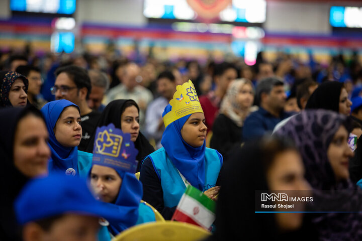 آیین افتتاح سی‌و‌ششمین جشنواره بین‌المللی فیلم‌های کودکان و نوجوانان