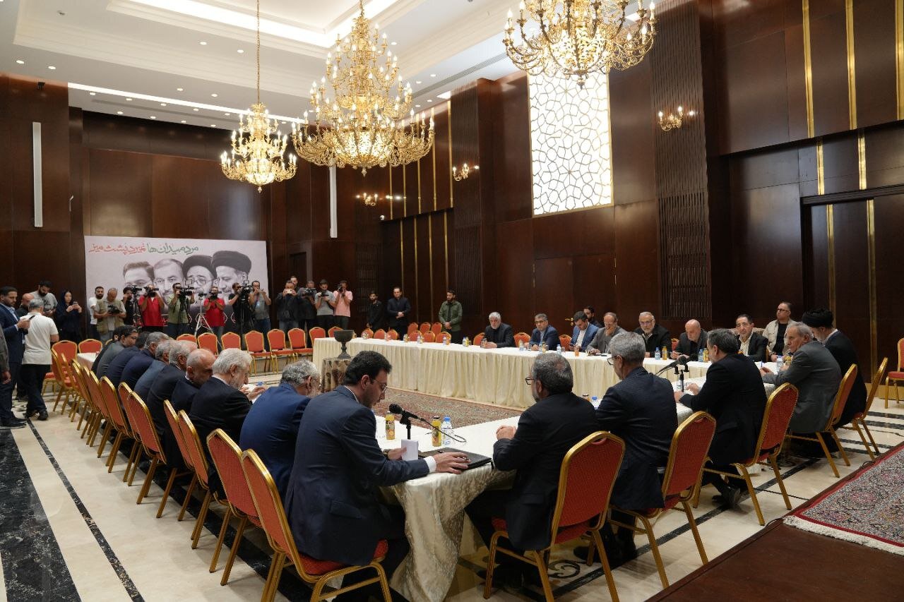 دیدار عراقچی با جمعی از شخصیتها و نخبگان لبنانی