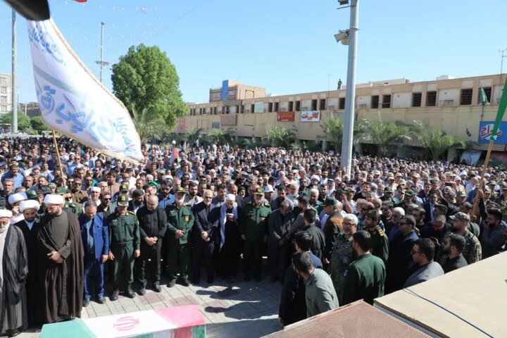 برگزاری مراسم تشییع و خاکسپاری شهید «مجید دیوانی» در خرمشهر