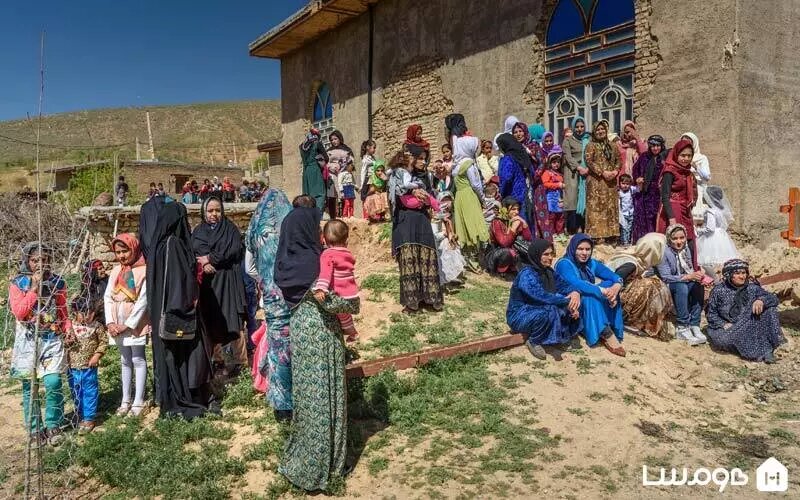 لباس‌های سنتی زنان ایرانی، تجلی‌ اصالت و نمادی از رنگ و نقش ایرانی