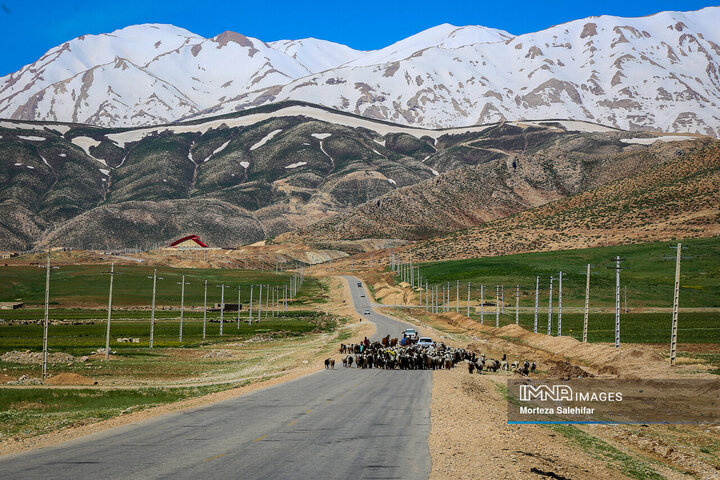 "Kooch: The Timeless Journey of Iran's Nomadic Tribes Through Seasons and Heritage"