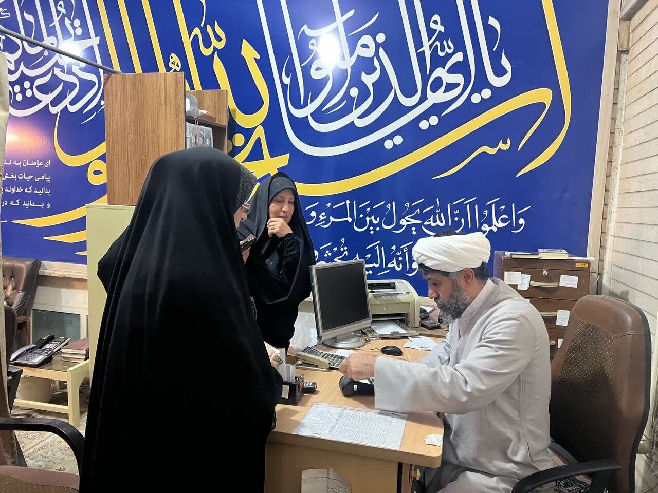 میزبانی کاشان از پویش «هدیهای برای تو» / بانوان کاشانی از جبهه مقاومت عقب نماندند