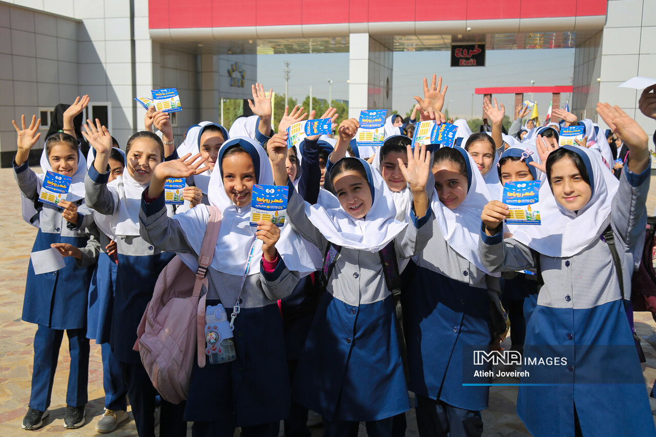 جشنوارهای به وسعت نصف جهان و زیبایی نقش جهان