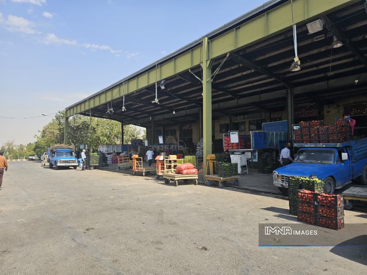 لزوم دریافت پروانه فعالیت اشتغال رانندگان حملونقل بار درون شهری اصفهان