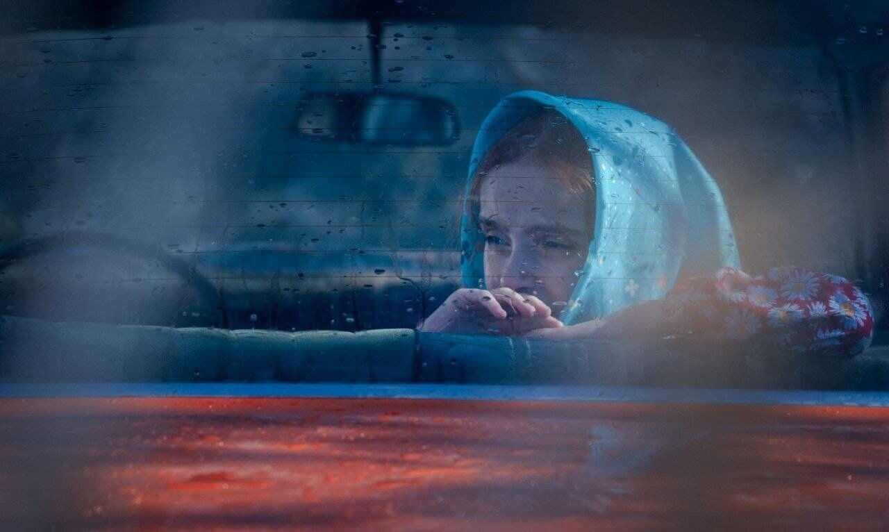 پروانهها به باغ کیانوش رسیدند/ روایتی متفاوت از دوران دفاع مقدس