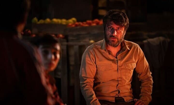 پروانهها به باغ کیانوش رسیدند/ روایتی متفاوت از دوران دفاع مقدس