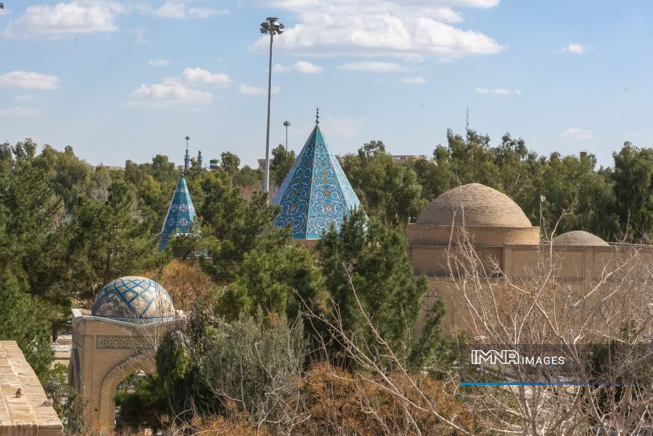 مناجات شب‌های ماه مبارک رمضان در تخت‌فولاد برگزار می‌شود