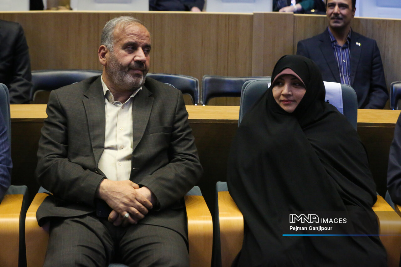 جشنوارهای به وسعت نصف جهان و زیبایی نقش جهان