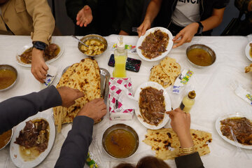 Persian foods: Kale Pache Hearty Delicious Dish