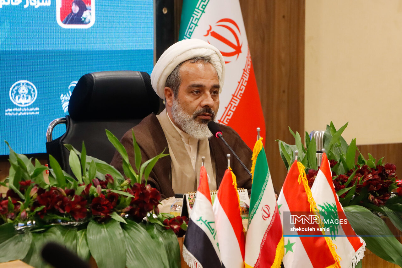 الگوی سوم، ترسیم رهبر انقلاب از جایگاه بانوان