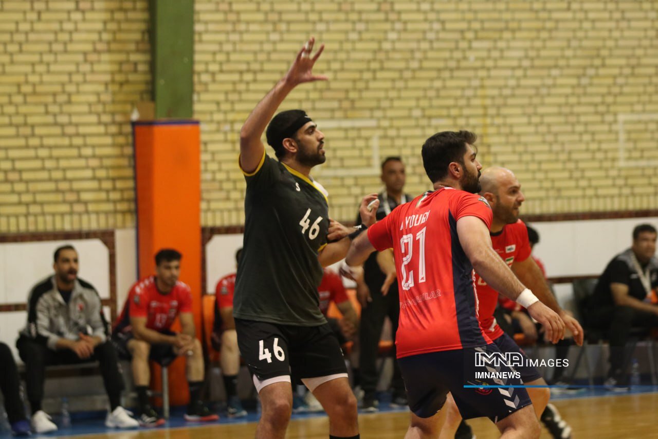 کار سخت گیتیزنها مقابل مس/ استراحت طلاییها در هفته چهارم