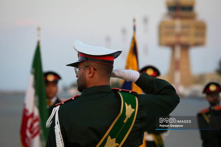 ورود پیکر مطهر سردار شهید عباس نیلفروشان به اصفهان