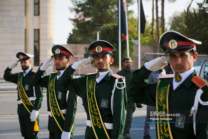 ورود پیکر مطهر سردار شهید عباس نیلفروشان به اصفهان