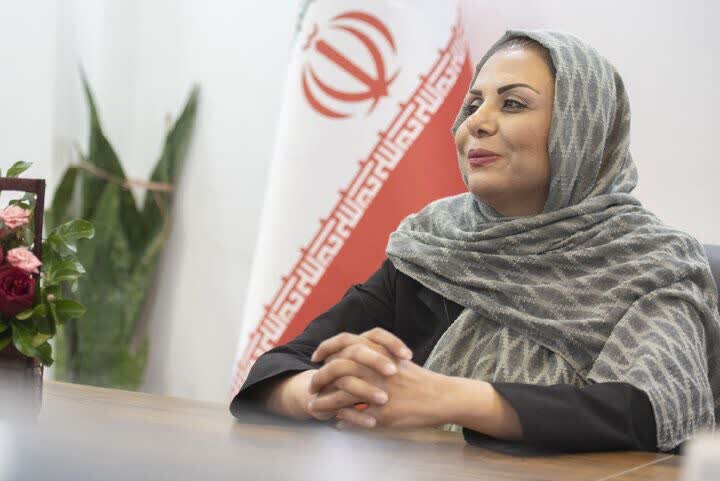 اینجا هنر زیستن در سکوت نور رنگ میگیرد