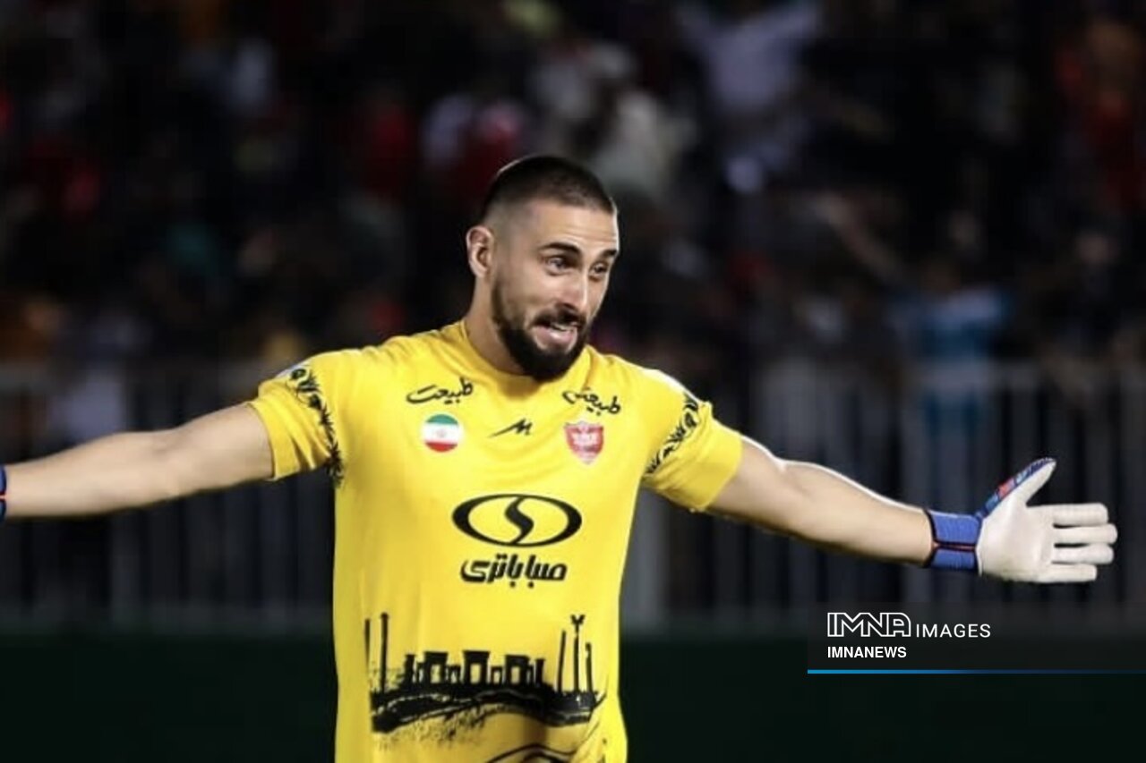 سبک دروازهبانی الکسی گندوز مانند سیدمهدی رحمتی است