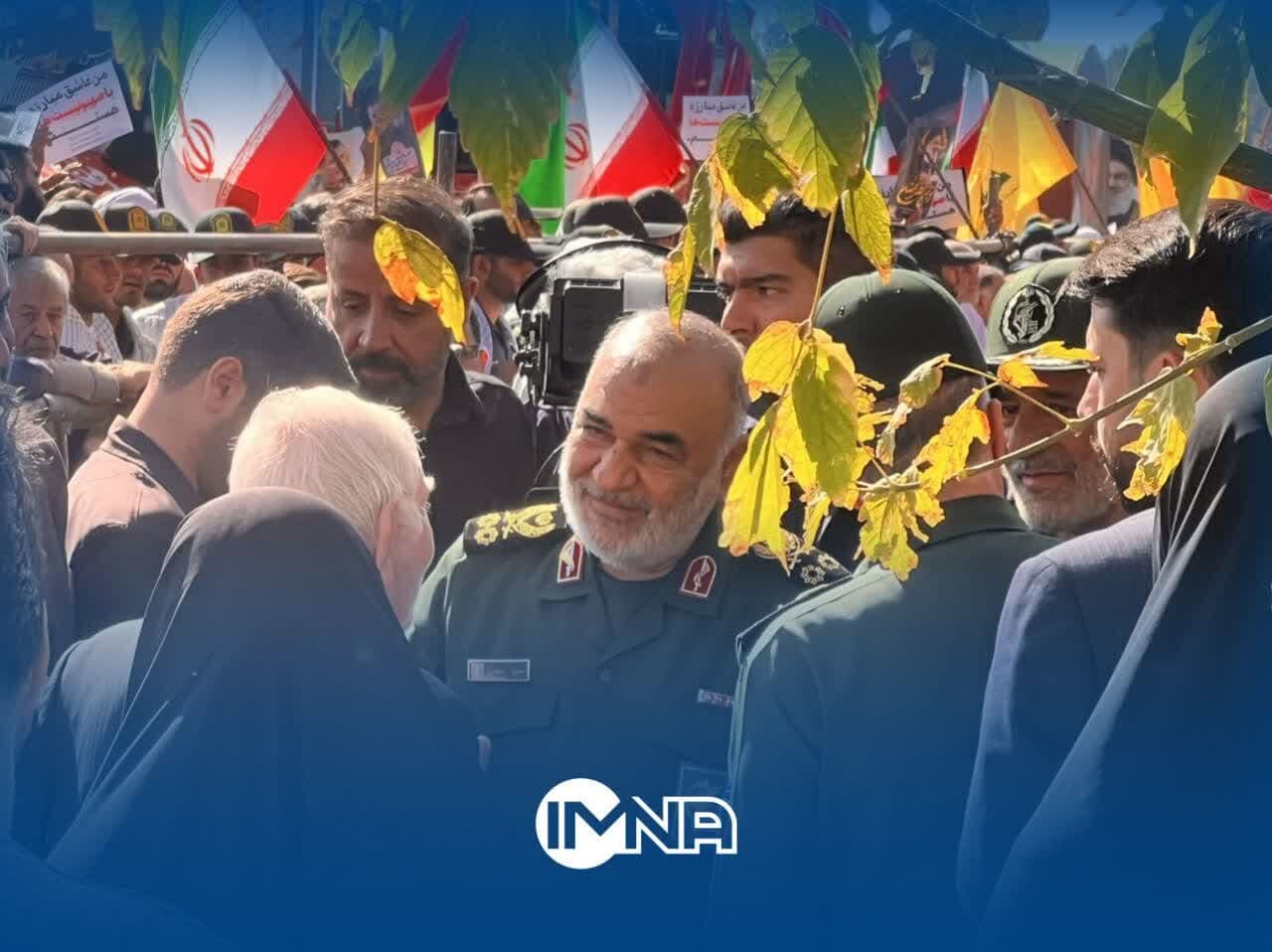 گفتوگوی سرلشکر سلامی با خانواده شهید نیلفروشان+ تصاویر