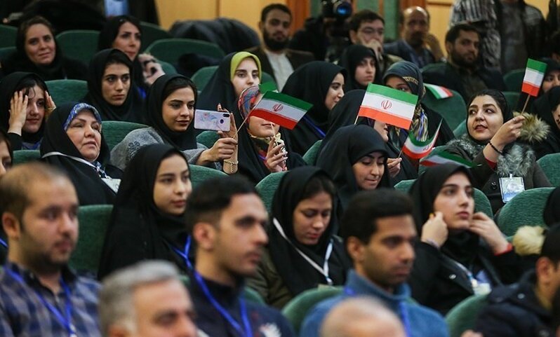 بذر امید در دستان دانشجویان/ نشریات دانشجویی، پلی بهسمت همدلی و خلاقیت