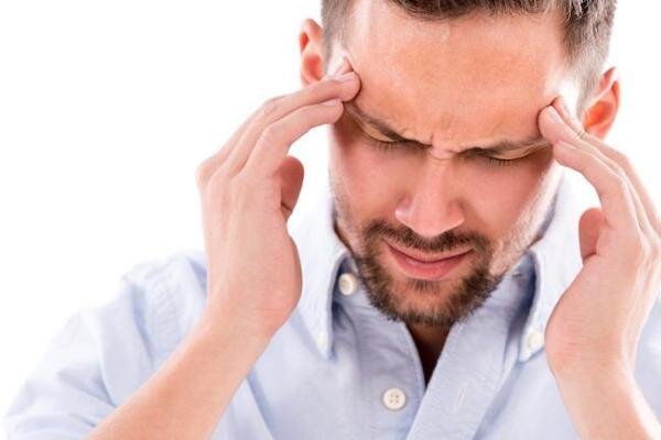 ۵ علت سردرد شدید و ناگهانی؟ کمبود چه ویتامینی باعث سردرد میشود؟ ۵ علت سردرد شدید و ناگهانی؟ کمبود چه ویتامینی باعث سردرد میشود؟