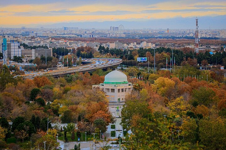 مشهد بارانی می‌شود