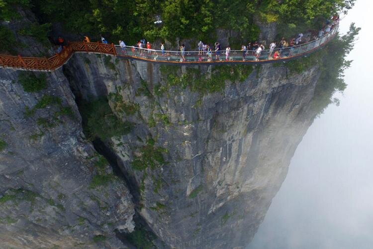 زیباترین پلهای شیشهای جهان + تصاویر