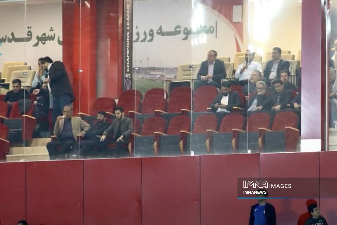 اگر بارسلونا و رئالمادرید جای استقلال بودند نابود میشدند/ بحران در استقلال بیداد میکند