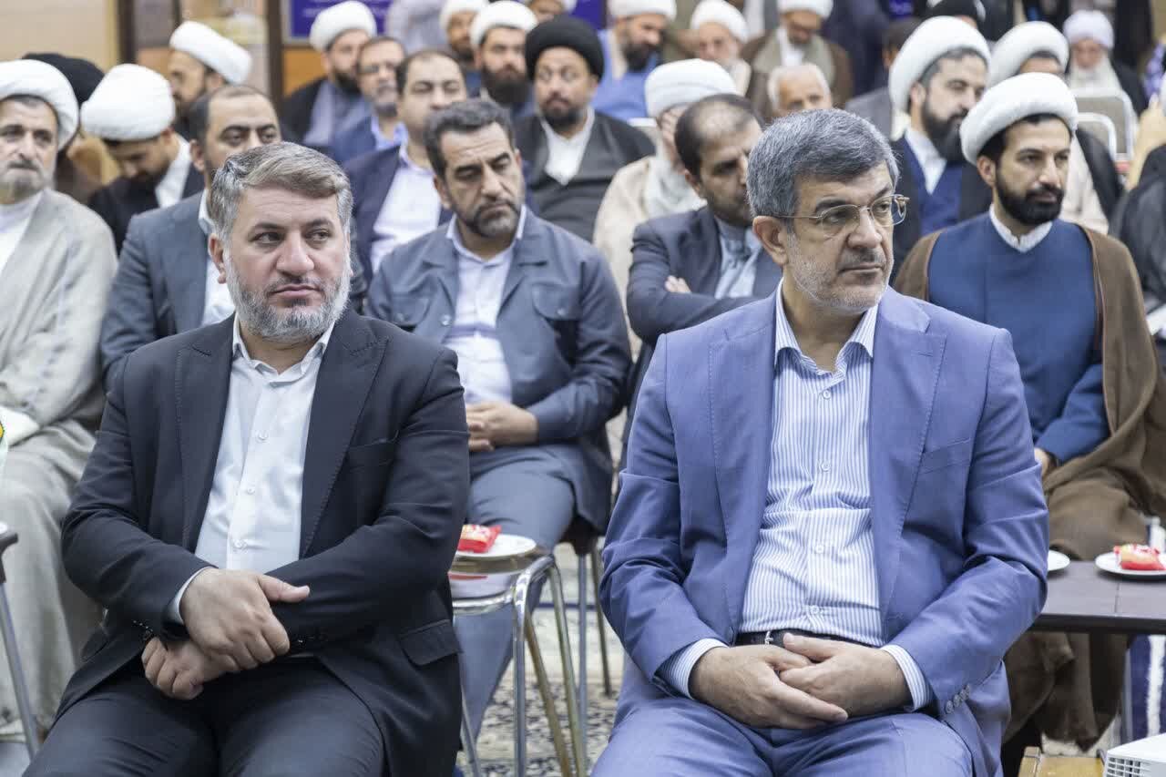 جدایی گفتمانهای علمی و فناوری از گفتمان قدسی و دینی نقیصه مراکز آموزشی است