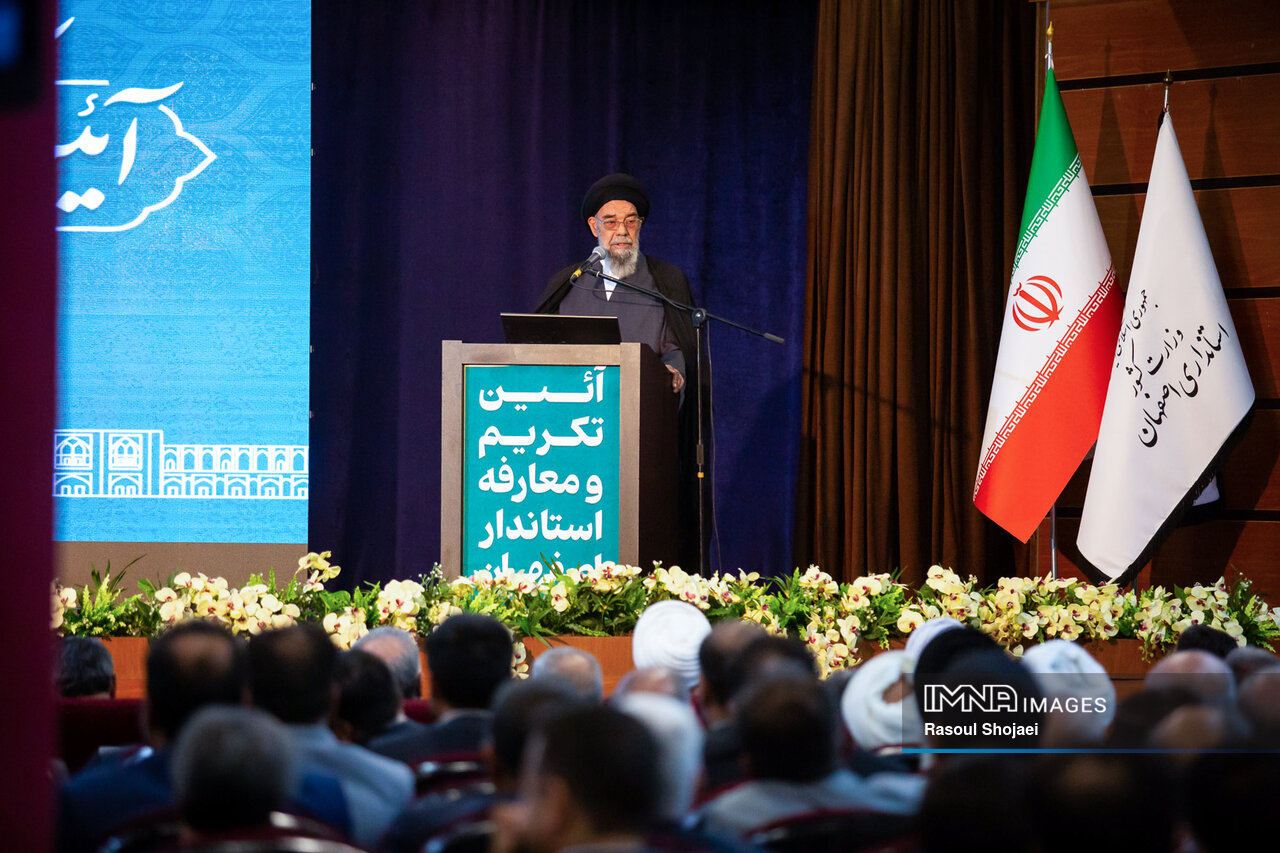 فرصتهایی که به توان وفاق رسید؛ ضعفهایی که زیر رادیکال میروند