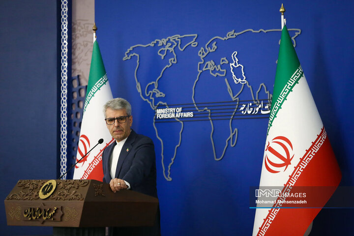 این ایران نیست که به مرزهای آمریکا لشکرکشی کرده و در امور داخلی آن دخالت میکند