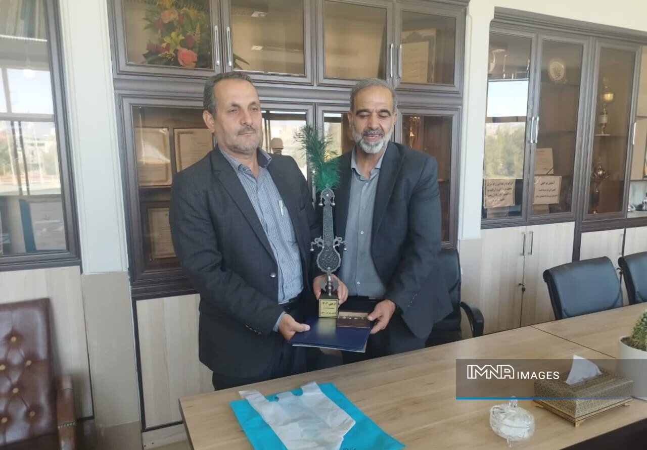 حماسهسازان اربعین حسینی در استان اصفهان تجلیل شدند