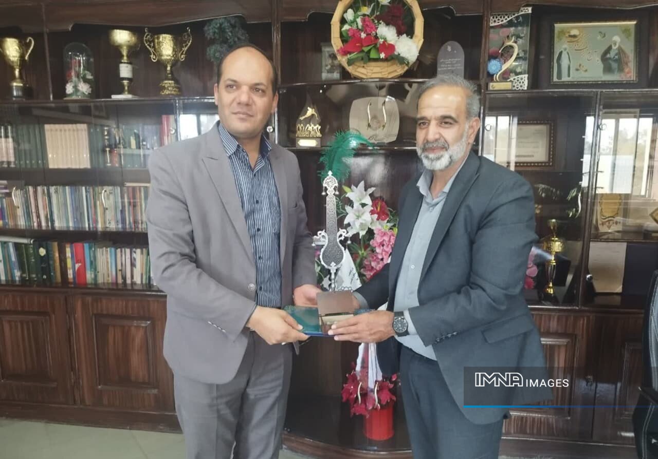 حماسهسازان اربعین حسینی در استان اصفهان تجلیل شدند