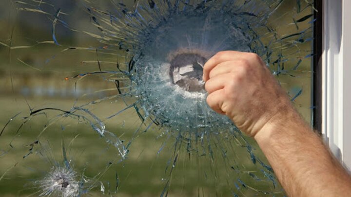 شیشه ضد گلوله با بالاترین استانداردهای امنیتی شیشه ضد گلوله با بالاترین استانداردهای امنیتی