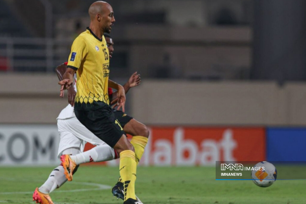 بازی کردن در میادین بزرگ، بازیکنان بزرگ میخواهد