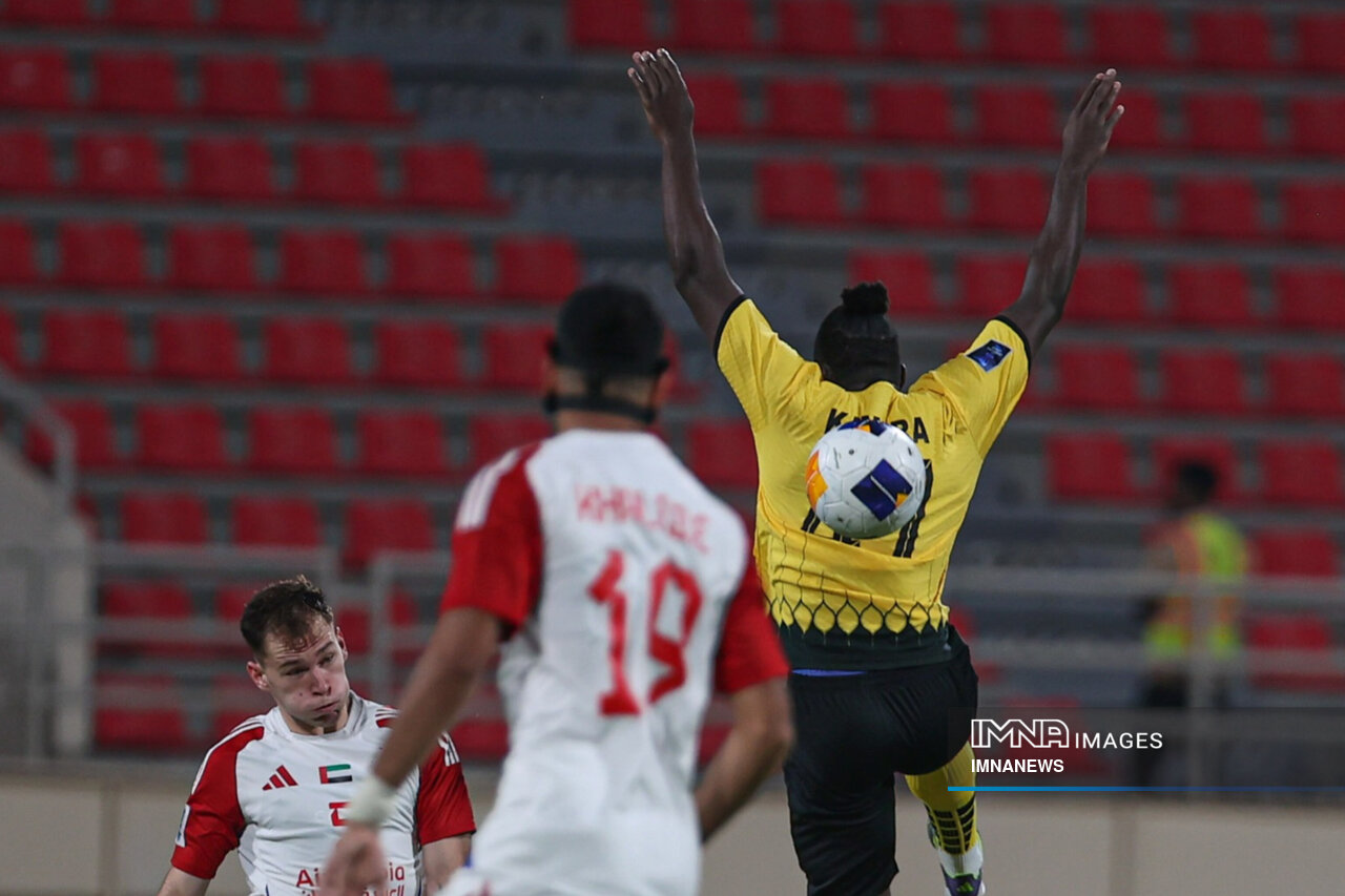 بازی کردن در میادین بزرگ، بازیکنان بزرگ میخواهد