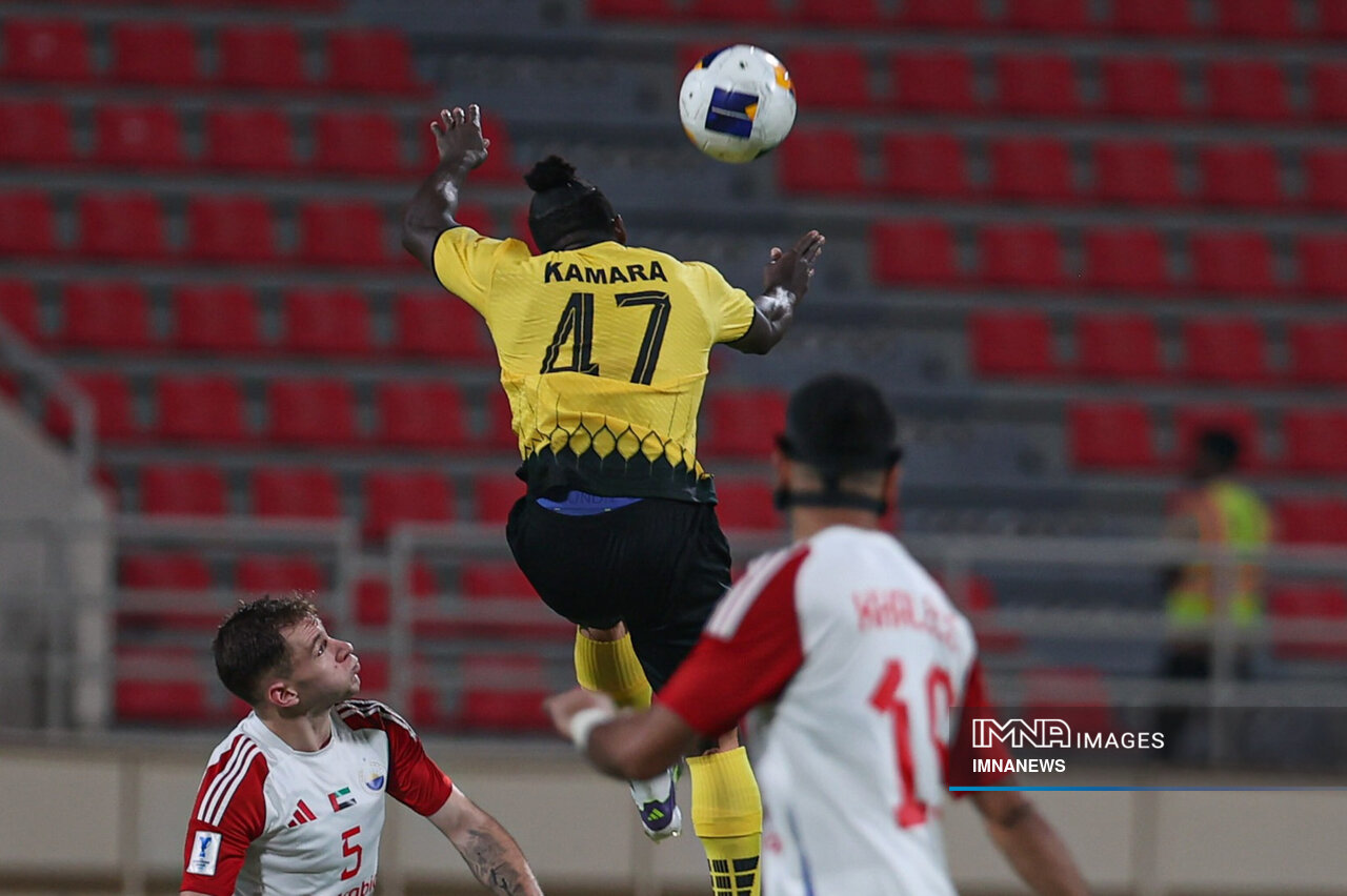 بازی کردن در میادین بزرگ، بازیکنان بزرگ میخواهد