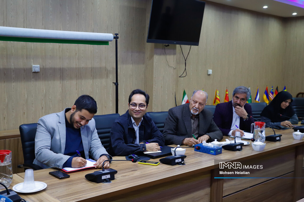 پروژه انتقال آب دریا به اصفهان در لیست پروژه های ملی قرار گیرد