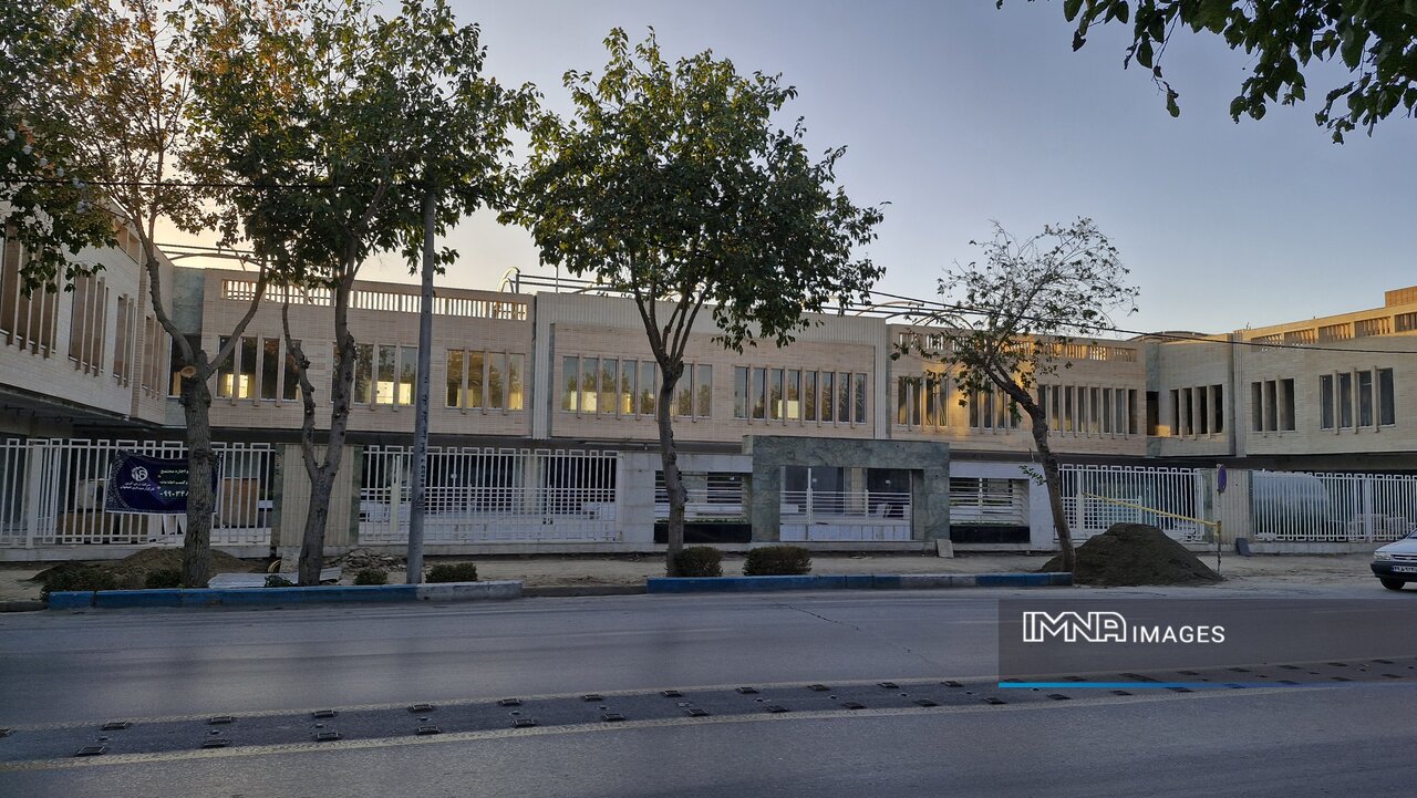 درخشش «خورشید شهر» در شرقیترین نقطه اصفهان