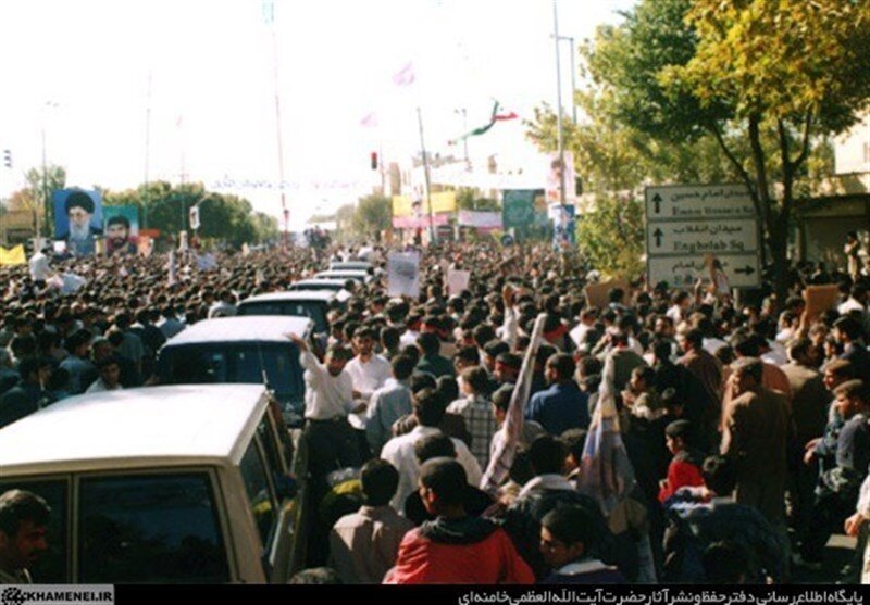 سفر به شهر حماسهها؛ روایت حضور تاریخی رهبر انقلاب در اصفهان