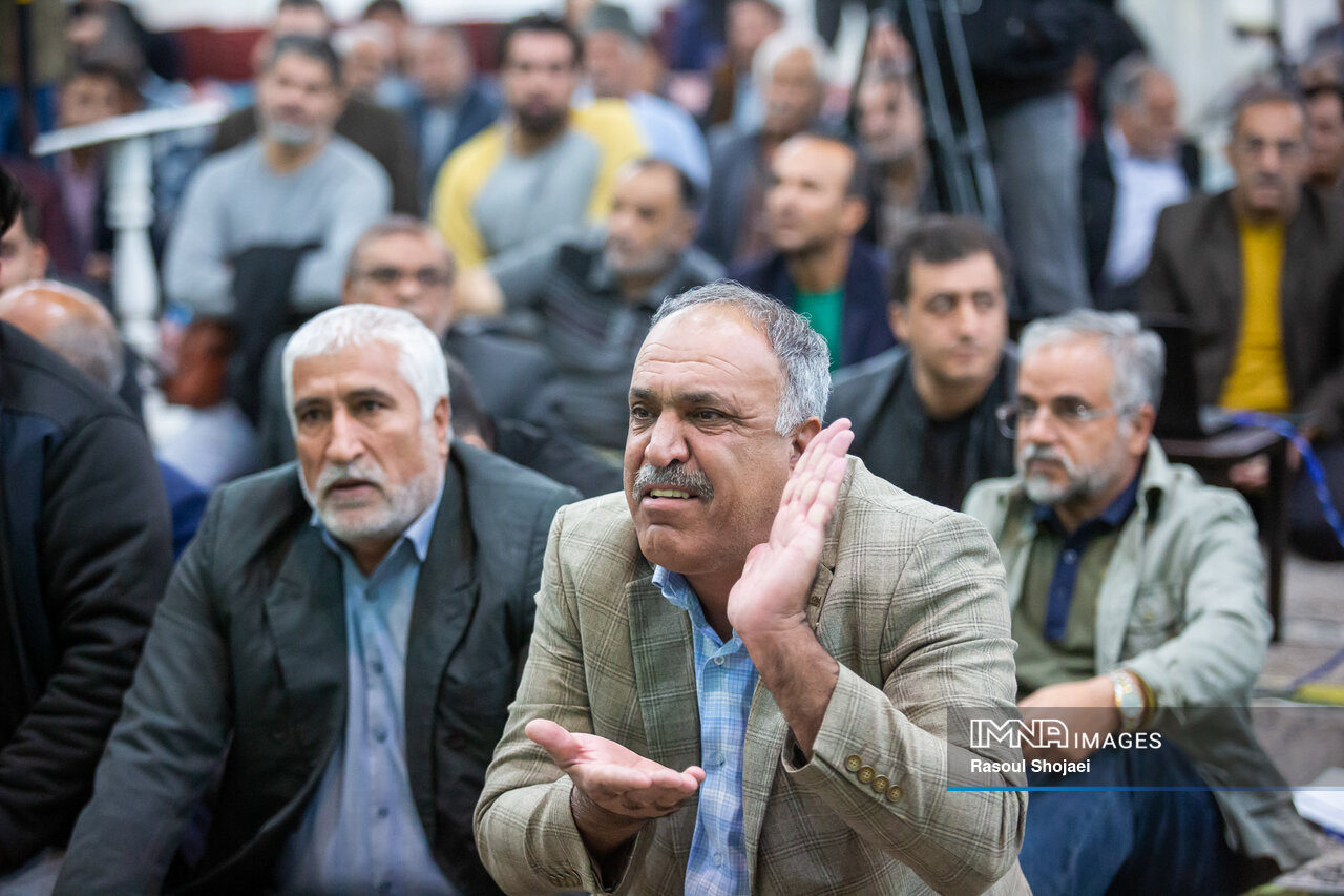 اهالی منطقه ۷ در دیدار با شهردار اصفهان چه گفتند؟