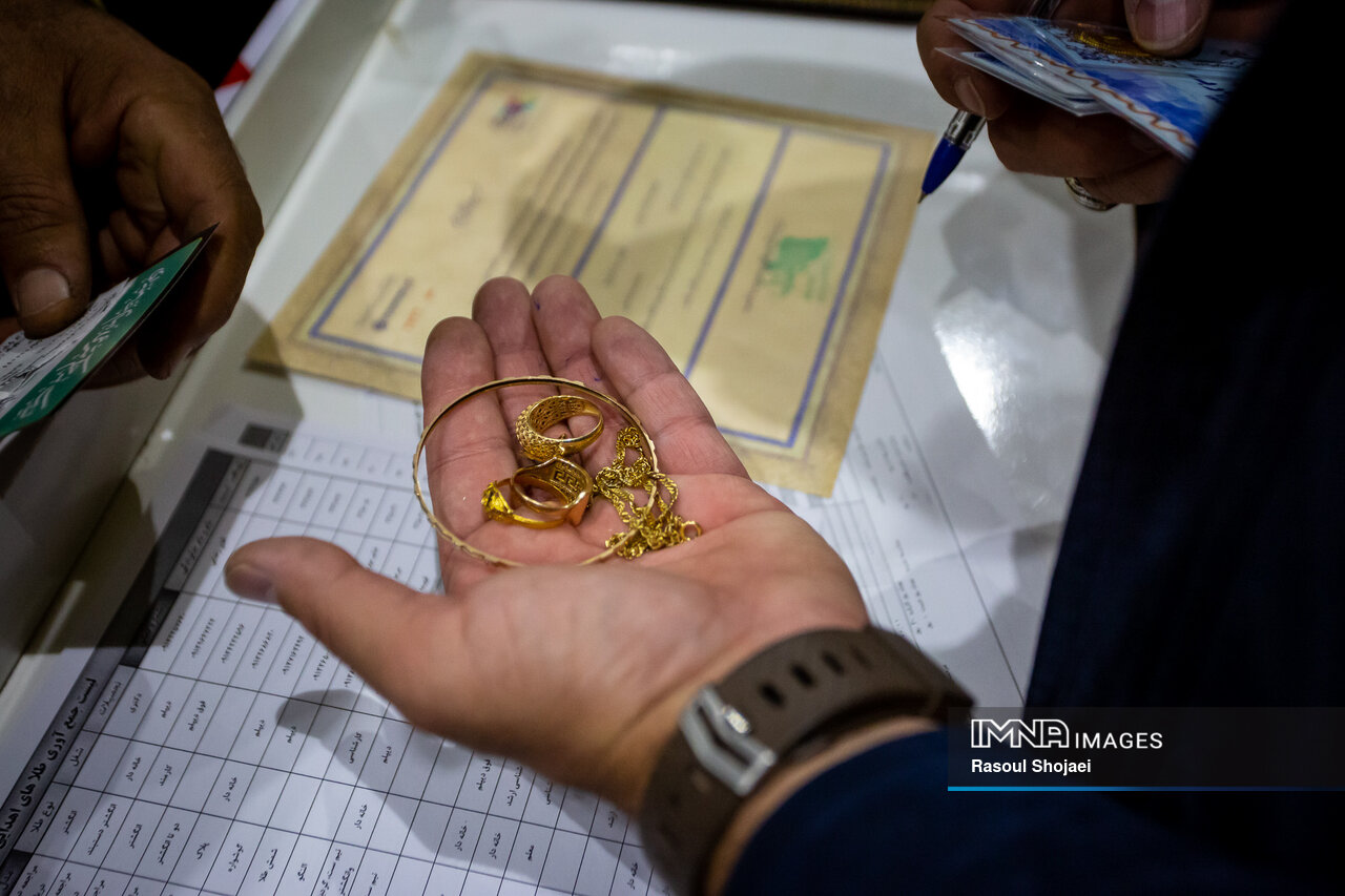 اینجا نه از فدا کردن جان باکی هست و نه مال