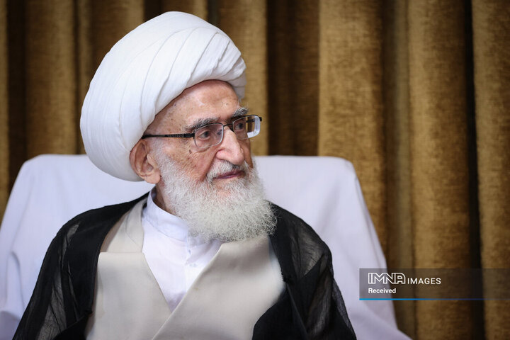 تجلیل حضرت آیتالله نوری همدانی از انتخاب حکیمانه و شجاعانه مجلس خبرگان رهبری