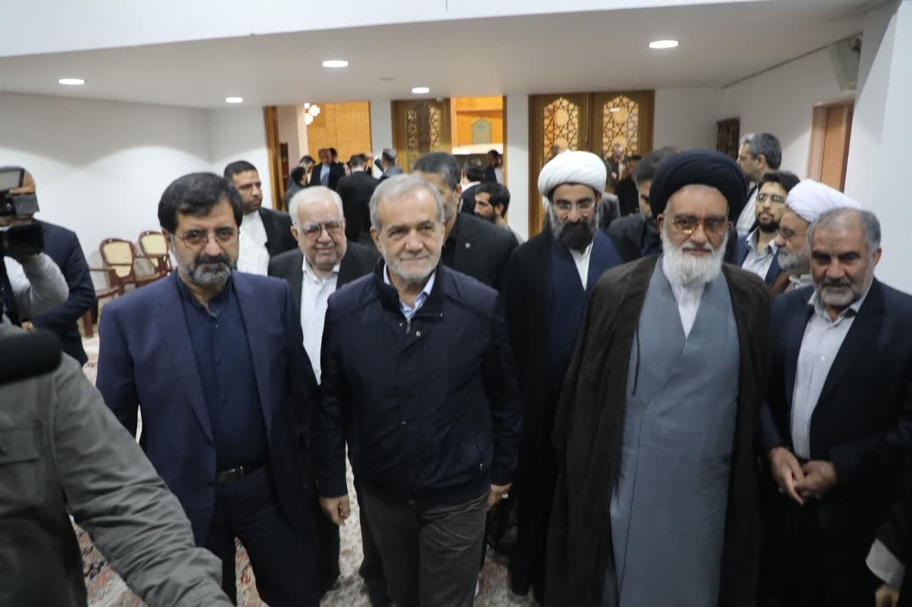 روایتی از سفر یک روزه رئیسجمهور به قم