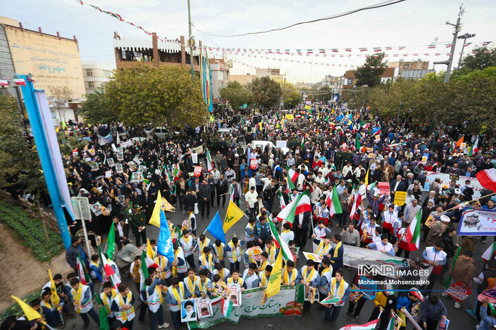 راهپیمایی 13 آبان در قم