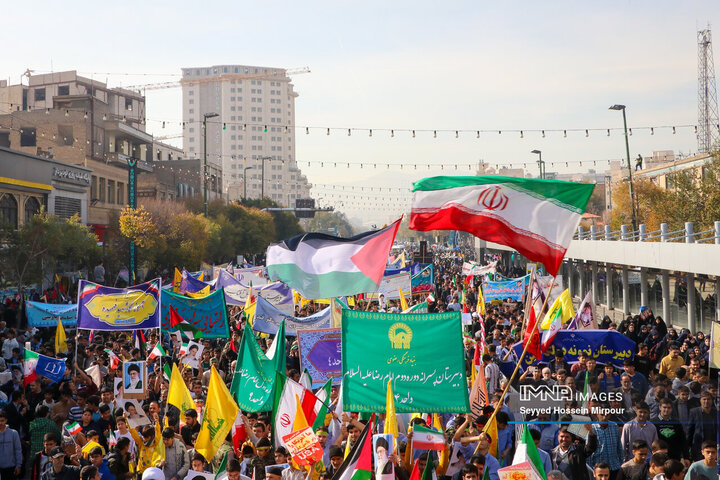 راهپیمایی 13 آبان در مشهد