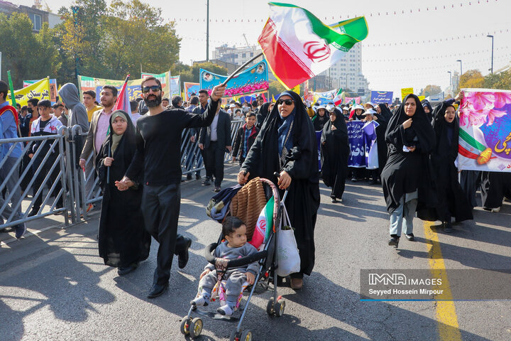 راهپیمایی 13 آبان در مشهد