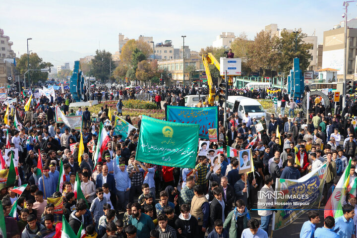 راهپیمایی 13 آبان در مشهد