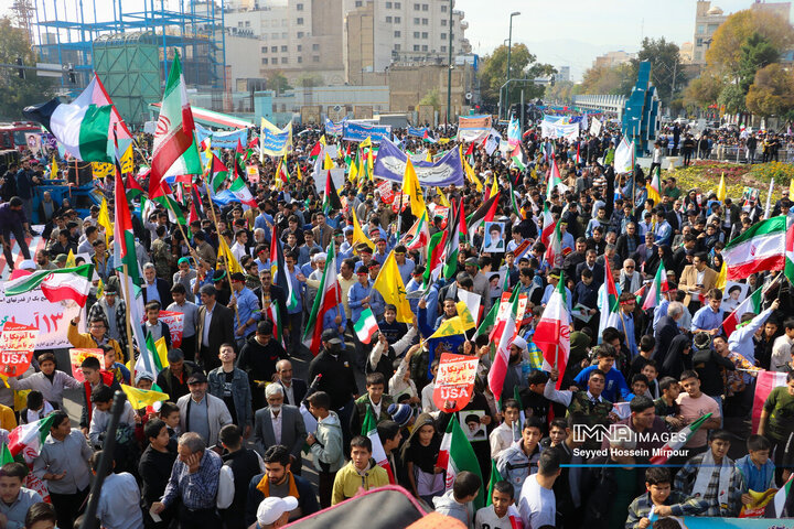 راهپیمایی 13 آبان در مشهد