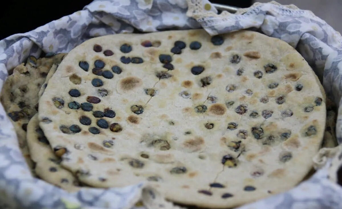 رنگینکمان دستپخت دانشآموزان گچسارانی به روایت تصویر