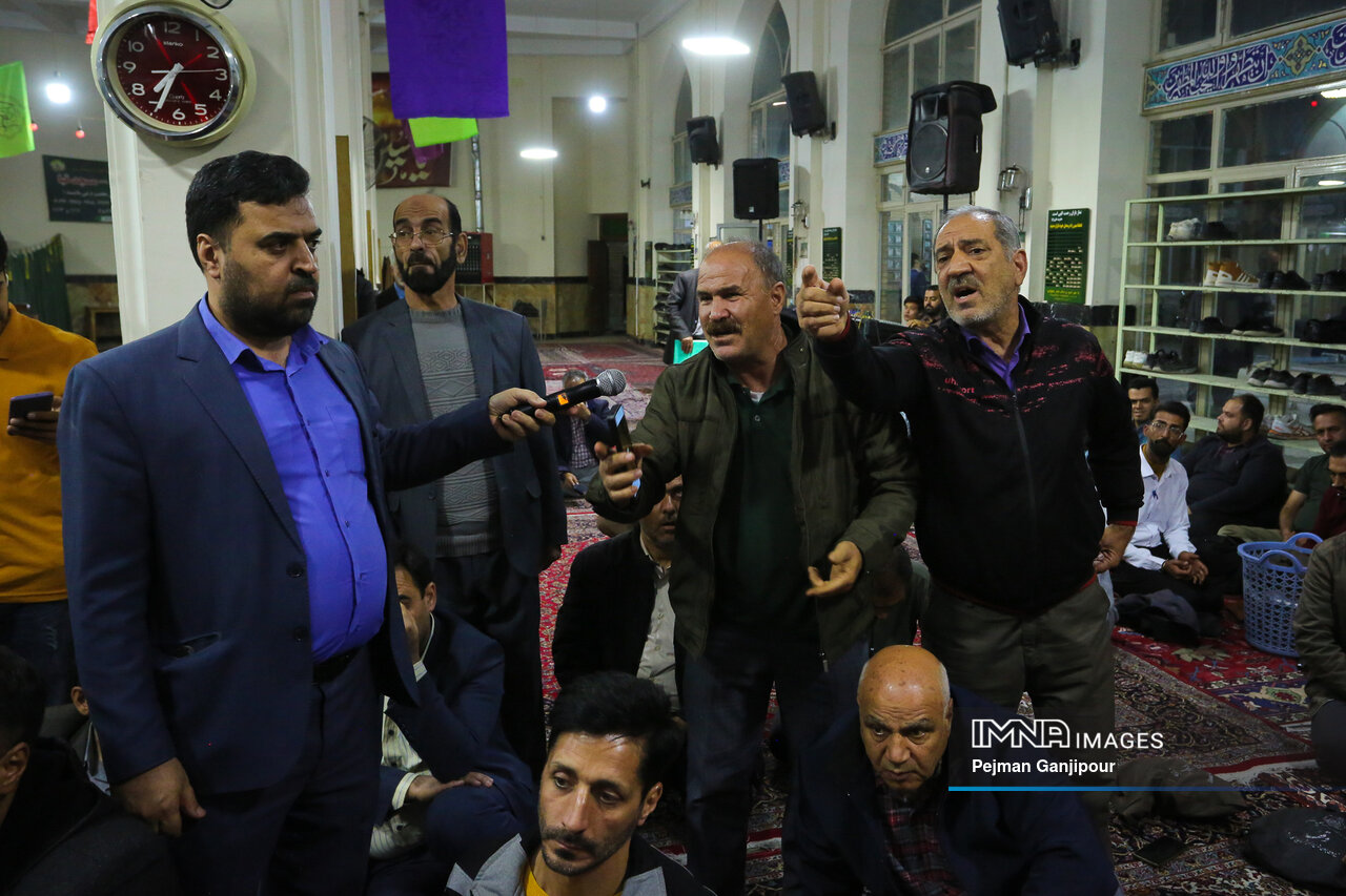 اهالی منطقه ۱۰ در دیدار مجدد با شهردار اصفهان چه گفتند؟