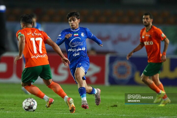 استقلال به دنبال ادامه شکست ناپذیری مقابل مس رفسنجان